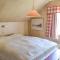 4 Bedroom Cozy Home In Røldal