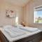 Stunning Home In Væggerløse With Wifi - Bøtø By