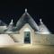 Trulli au milieu d'un champ d'oliviers avec piscine - 切列梅萨皮卡