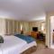 Port Inn and Suites Portsmouth, Ascend Hotel Collection
