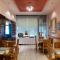 Hotel Avra