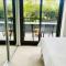 Charming and cozy 3 Bedroom Condo Parking, Wi-Fi