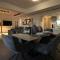 Top Floor Gem: 3BR, Huge Veranda
