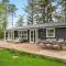 Stunning Home In Højby With Wifi - 霍伊比