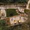 Topsy Turvy and Hillside Spa at Tregoose Old Mill - 纽基