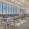 Beautifully Renovated 1 BR Condo-Stunning Ocean Views- Ocean Forest 801 - ميرتل بيتش