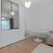 The Light Home - بوخارست