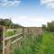 Viking Cottage - Uk36662