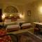 Canyon Cave Hotel