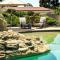 Carinya Cove - swimming pool, pet friendly, fireplace