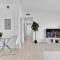 Charming 3BR 2Bth Apt ENJOY the 8th Street - ميامي