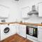 Premium Apartment with Street Parking & High-Speed WiFi - Wolverhampton 9PC - Wolverhampton