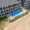 A Room with a View, East Bay Waterfront with Pool - 特拉弗斯城