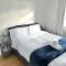 Northern Line Double Room Stay with Free Parking - Mitcham