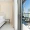 Infinity Pool & Burj Khalifa View l Luxe Paramount - Dubaj