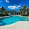 Latitude Adjustment Penthouse by Coastal Chic - برادنتون