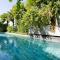 Waterfront Villa at Al Hamra with swimming pool