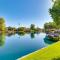 Private Patio and Grill Lakefront Chandler Home - 钱德勒