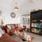 Kiwiana Bach - Lake Tarawera Holiday Home
