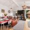 Kiwiana Bach - Lake Tarawera Holiday Home
