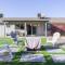 Charming House Golf Green Cornhole Near Freeway - 凤凰城