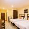 Le Hua Hotel