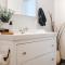 Otter Point Getaway, Cozy & Calming, 5min to Sooke - Sooke
