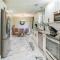 3 Mi to Lake Arlington Pet-Friendly Home!