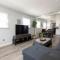 Chic Getaway Cozy Comfortable and Convenient with Two Bedrooms - لوس أنجلوس