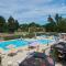 uxurious villa with private pool - 萨莱