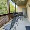 Walk-in Condo A-4