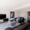 Luxury on the Derwent Family home with Hot Tub