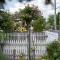 Incredible Location 2 Bed CBD Dream