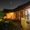 Jeonju Yeonwoodang Hanok Stay - Jeonju
