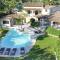 VILLA 330m2 heated pool and Jacuzzi