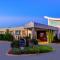 Oasis Hotel & Conv. Center, Ascend Hotel Collection