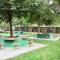 Farm Fort Resort