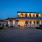 Villa Zefiro Suites & Events