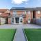 Sunset View-Luxury 2-Bed House Near Birmingham - Wednesbury