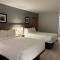 Clarion Inn & Suites and Convention Center - 科尔尼
