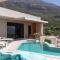 New Seaview villa Serenity with Heated Pool and BBQ in South Crete - Rethimno