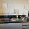 AP103 - Apartamento com AC no centro - São Miguel dʼOeste