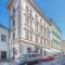 Stylový apartmán u Velkého náměstí 2, Wi-Fi, Netflix, vana - Hradec Králové