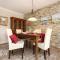 House Stone&Olive