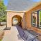Less Than 9 Mi to Dtwn Tulsa Lovely Home with Yard and Deck! - Sand Springs