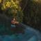 Milliways Bali - Playful Boutique Villa by the Jungle Gorge - 3 Bedrooms - 乌布