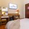Le Gia Hotel
