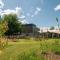 Daft Hotel & Glamping