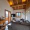 Chalet Close to Megève and the Ski Slopes - 阿尔利河畔普拉兹