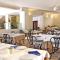 Hotel Edera - in pieno Centro a pochi passi dal Mare - 里乔内